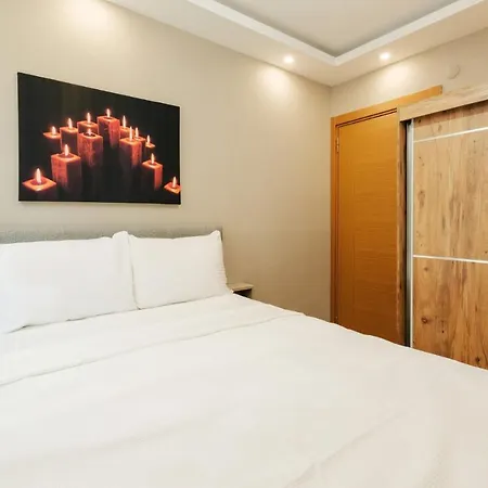 Chic Modern Flat Near Torium Mall In Beylikduzu * Estambul